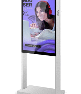 XEXAGON 32 INCH IP66 SLIM & ROBUST SEMI-OUTDOOR DISPLAY