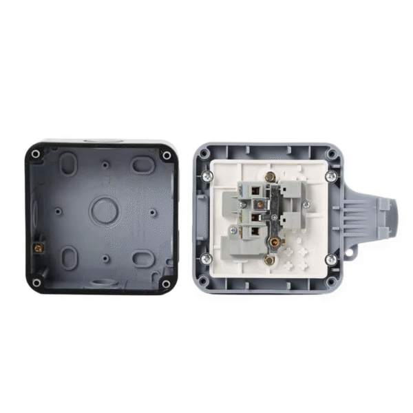 Outdoor Waterproof Single British Switch Socket Box with Light (XNMP21) - Image 3